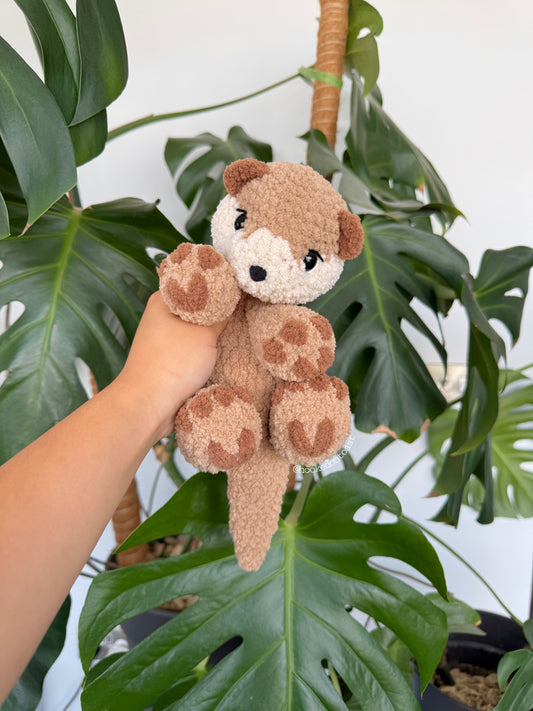 Mocha the Otter